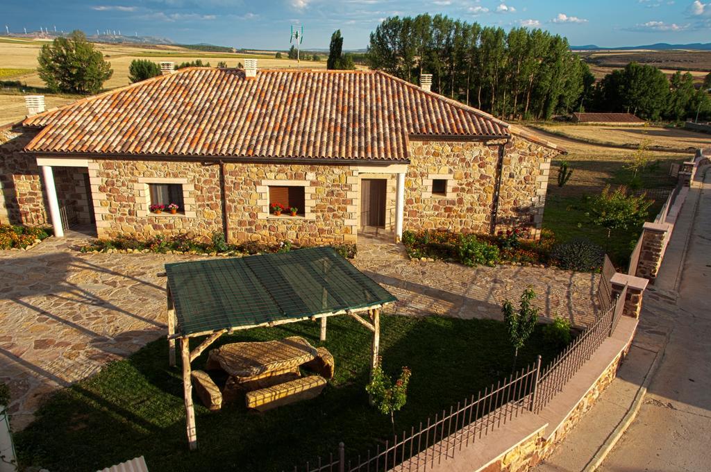Casa Rural La Duena Country house El Pobo de Duenas